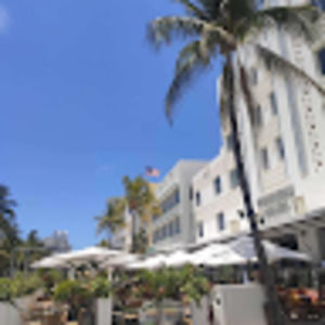 Meet your Posher, Christian eduardo